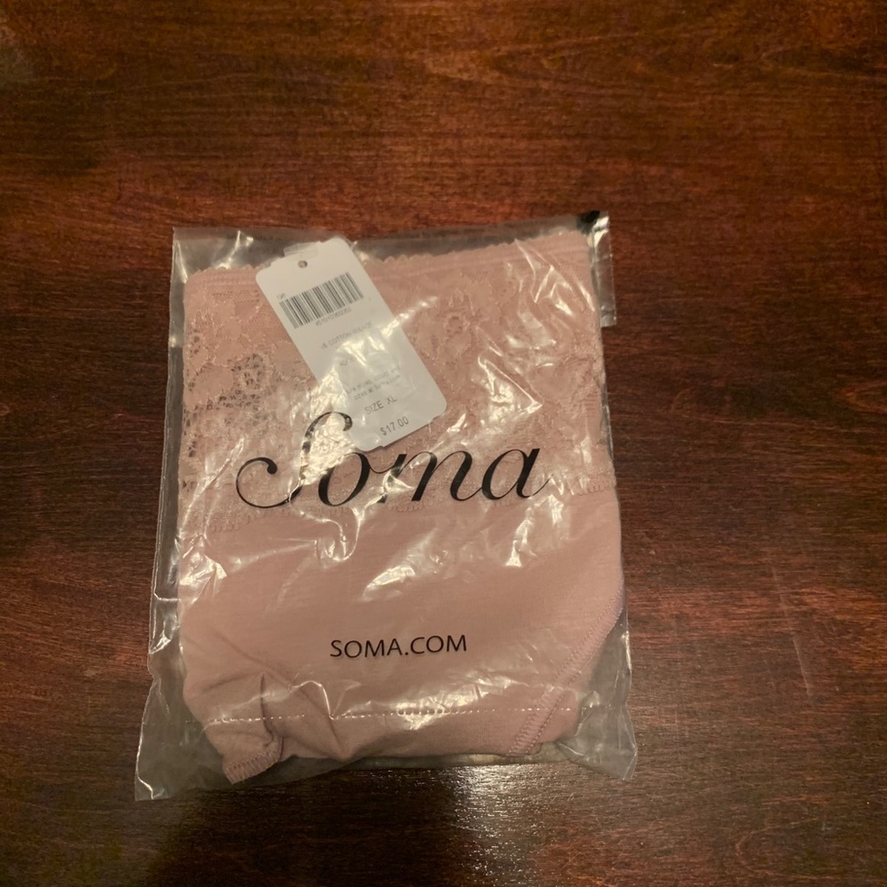 Soma Vanishing Edge Cotton and Lace Hipster